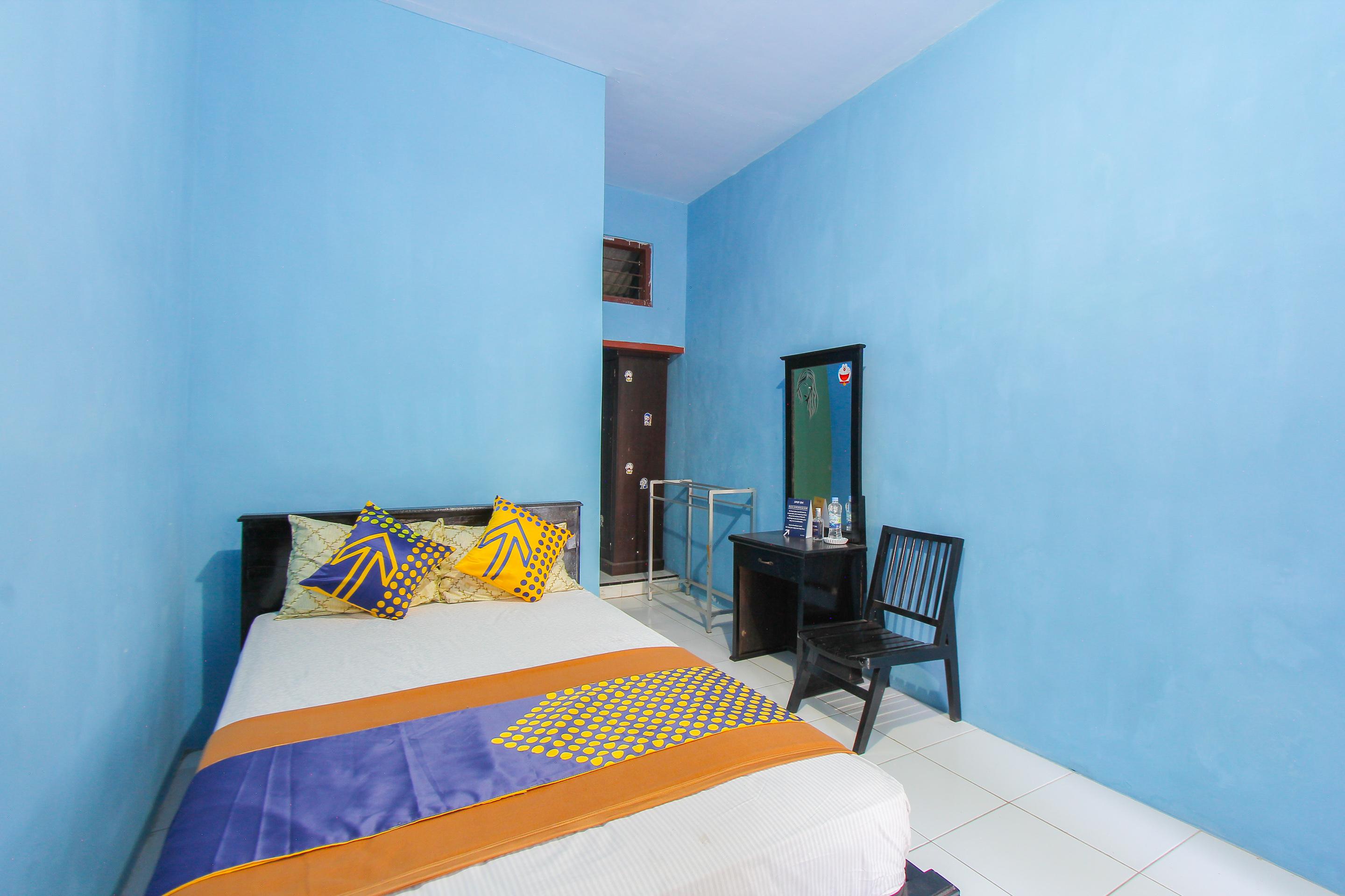 Oyo 2042 Zam Zam Family Syariah Hotel Ketapang  Exterior photo